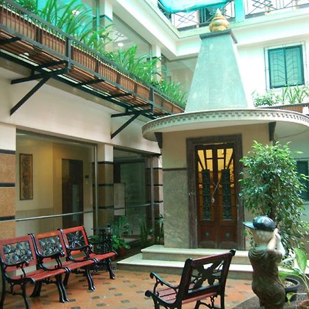 Haredia Hotel Bombaj Zewnętrze zdjęcie